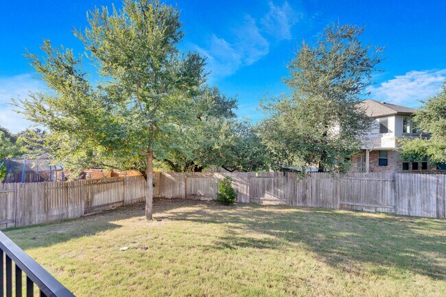 Building Photo - 2304 Abilene Ln