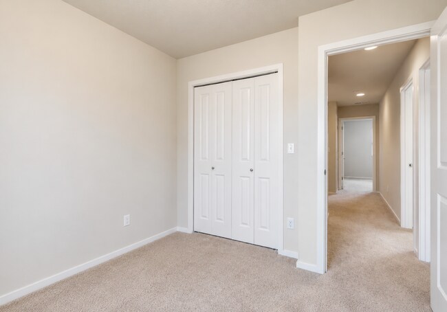 Building Photo - 17355 NW Shackelford Rd