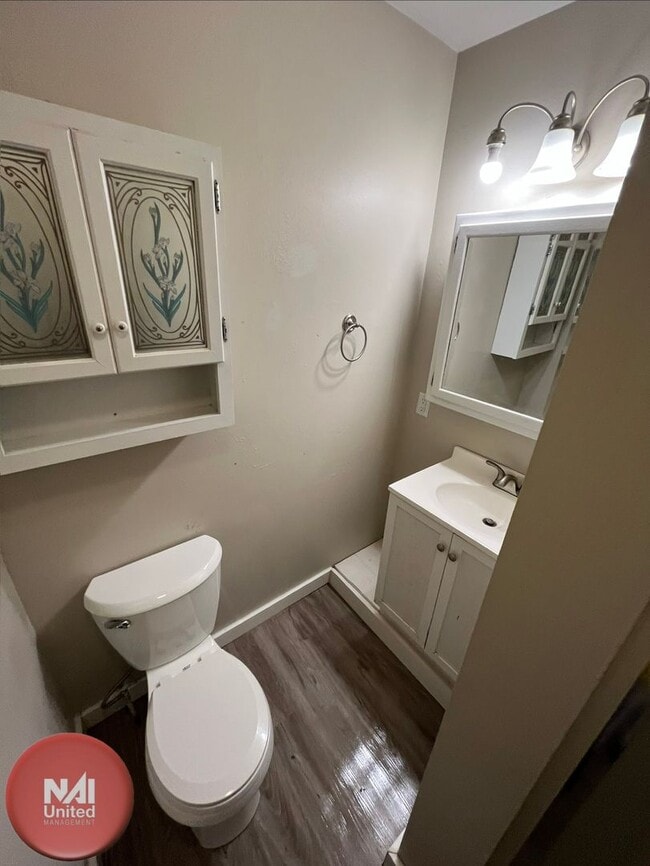 Building Photo - Four bedroom, two bathroom home for rent