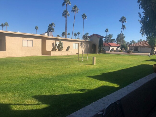 Building Photo - Furnished townhome rental in Sun Lakes Cot...