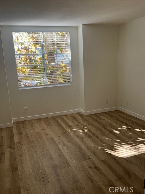 Building Photo - 1616 S Barrington Ave