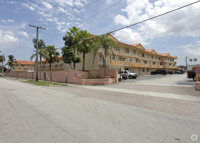 Primary Photo - Villa Andalucia