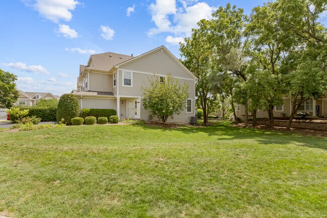 Building Photo - 460 Vaughn Cir