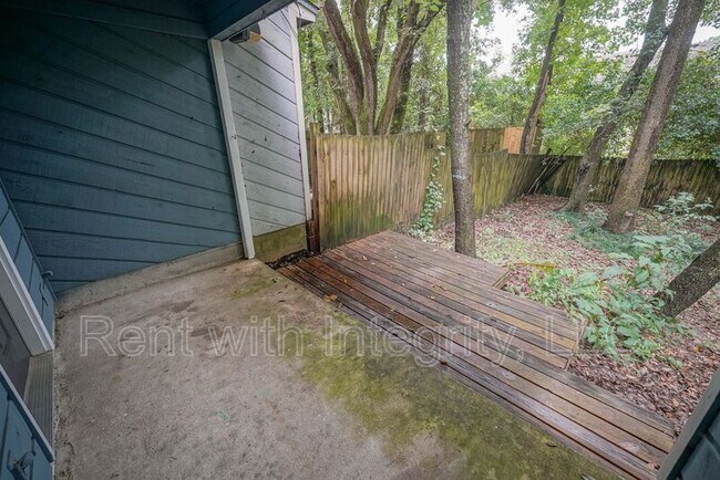 Building Photo - 2100 Continental Ave