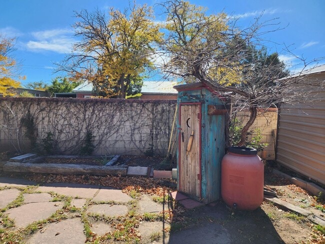 Building Photo - 1324 Galisteo Pkwy