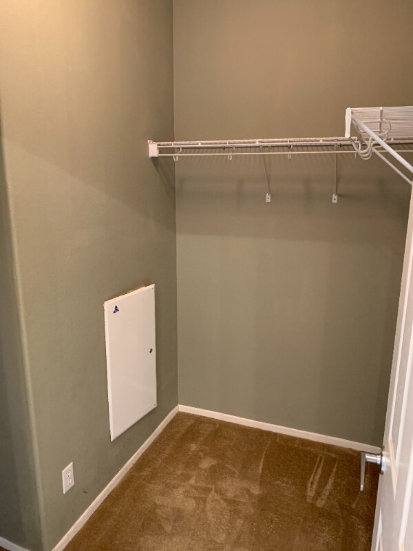 Building Photo - 1115 Armstrong Dr