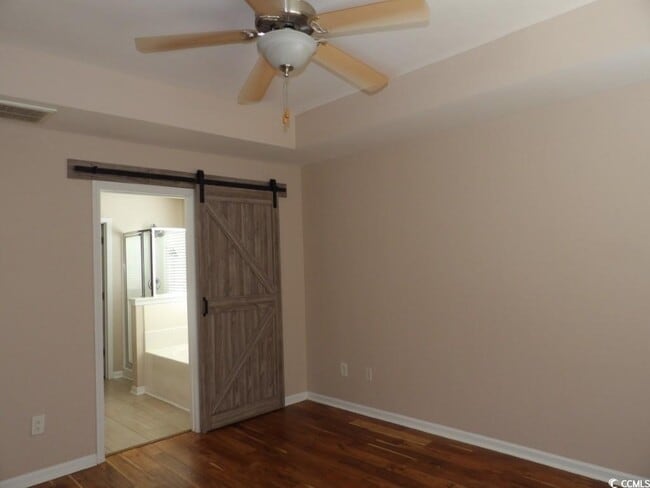 Building Photo - 188 Devonbrook Pl