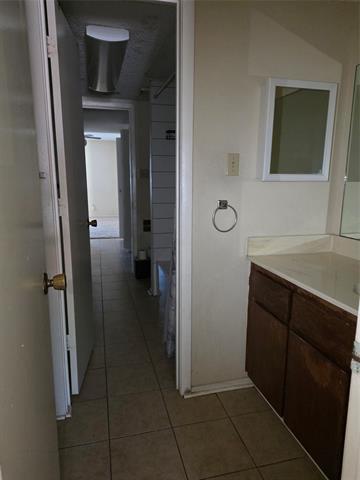 Building Photo - 2411 Springmont Ct