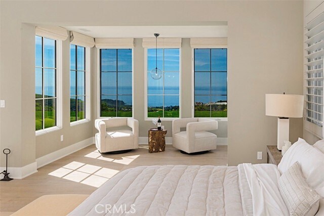 Building Photo - 12 Water Port