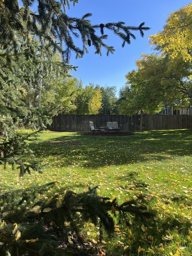 Building Photo - 2032 Prairie View Ct