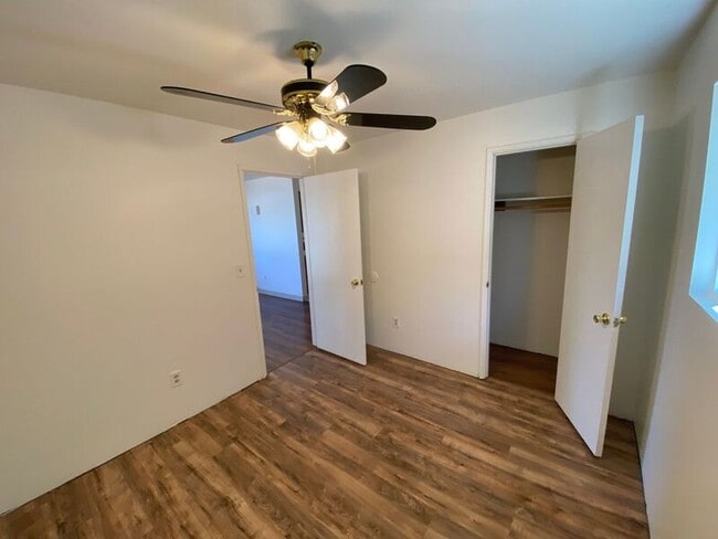 Building Photo - 1011 Cedar St