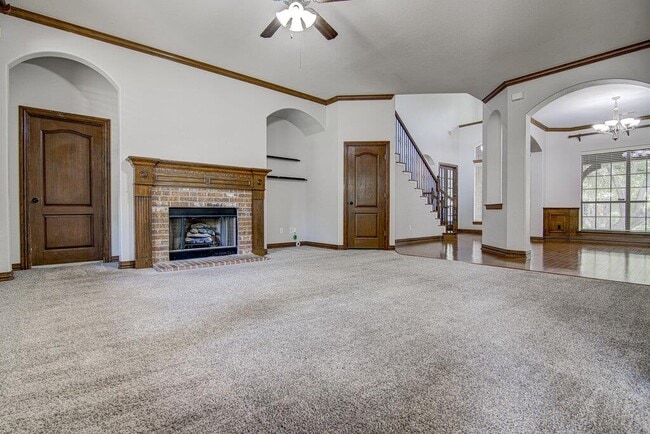 Building Photo - 1425 River Forest Dr