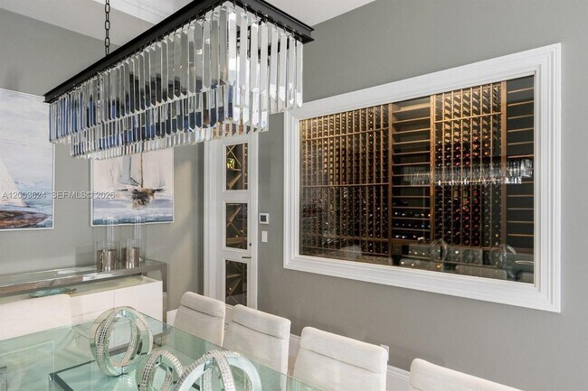 Building Photo - 720 Isle of Palms Dr