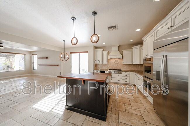 Building Photo - 3779 N Denny Way