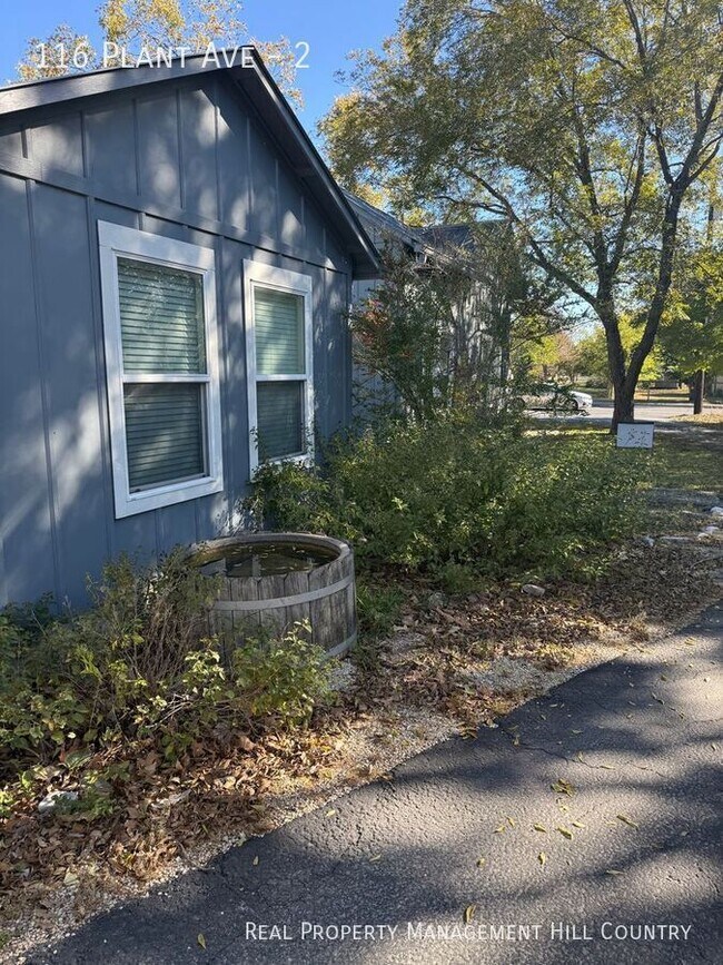 Building Photo - 116 N Plant Ave