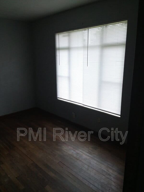 Building Photo - 5223 Polan Ln