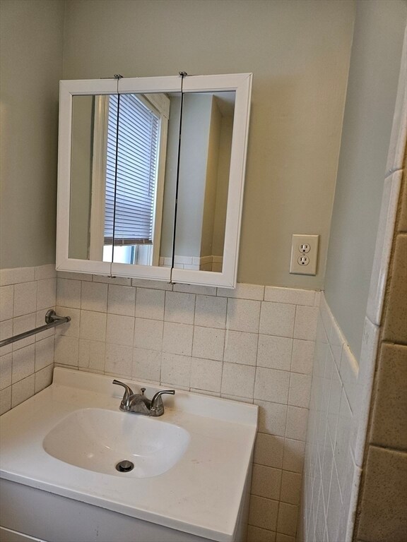 Building Photo - 21 Baldwin St