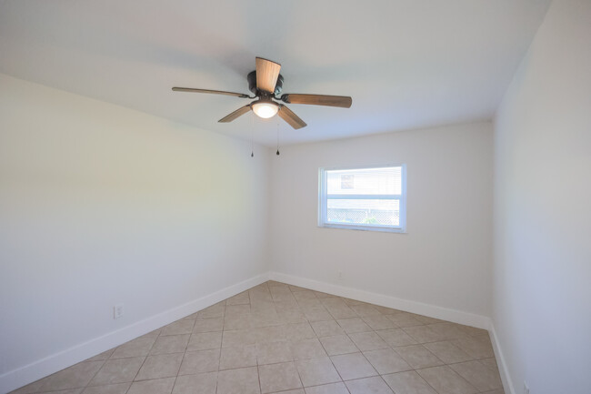 Master Bedroom - 13431 Heald Ln