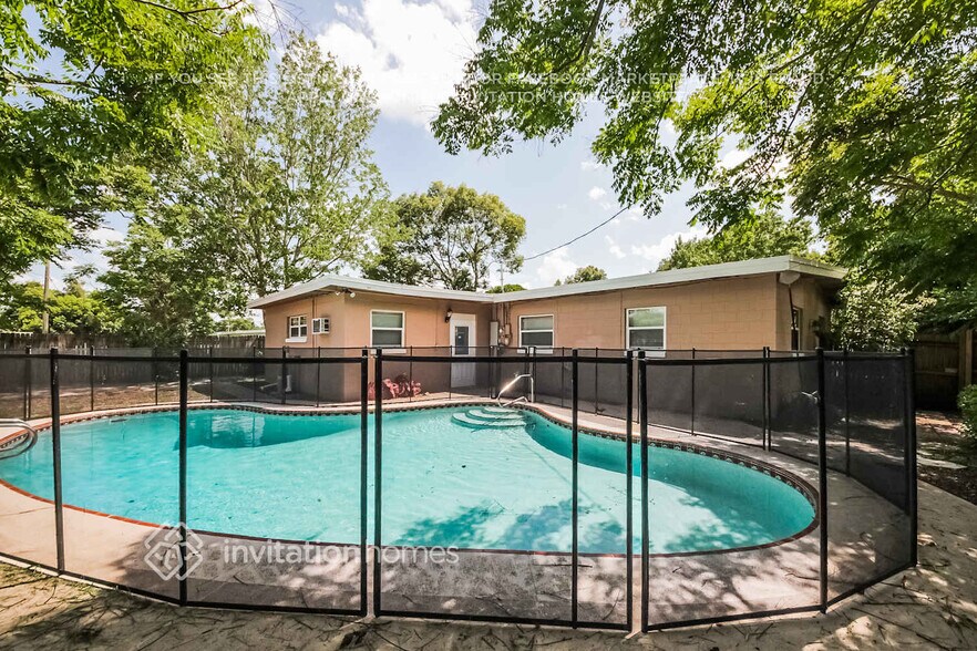 Building Photo - 1790 Viburnum Ln