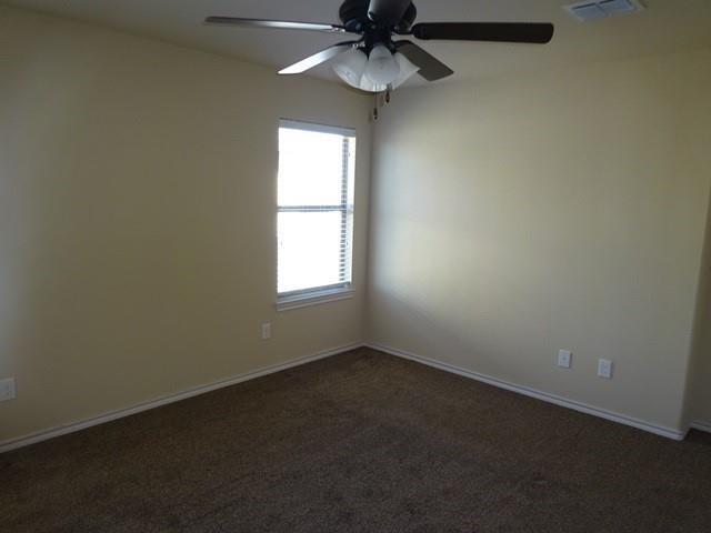 Building Photo - 160 Creekside Villa Dr