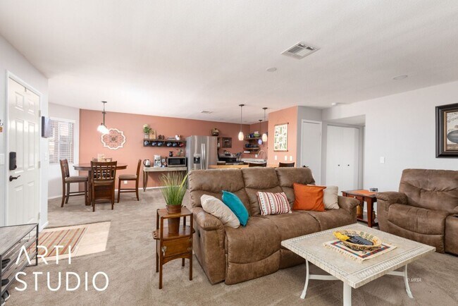 Building Photo - 835 Mesquite Springs Dr