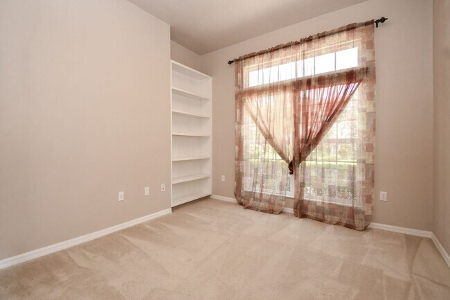 Building Photo - Spacious 4BR + Office Home with Pool in Garison Way