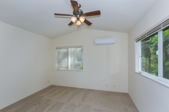Building Photo - Spacious, private Mililani Tech Park resid...