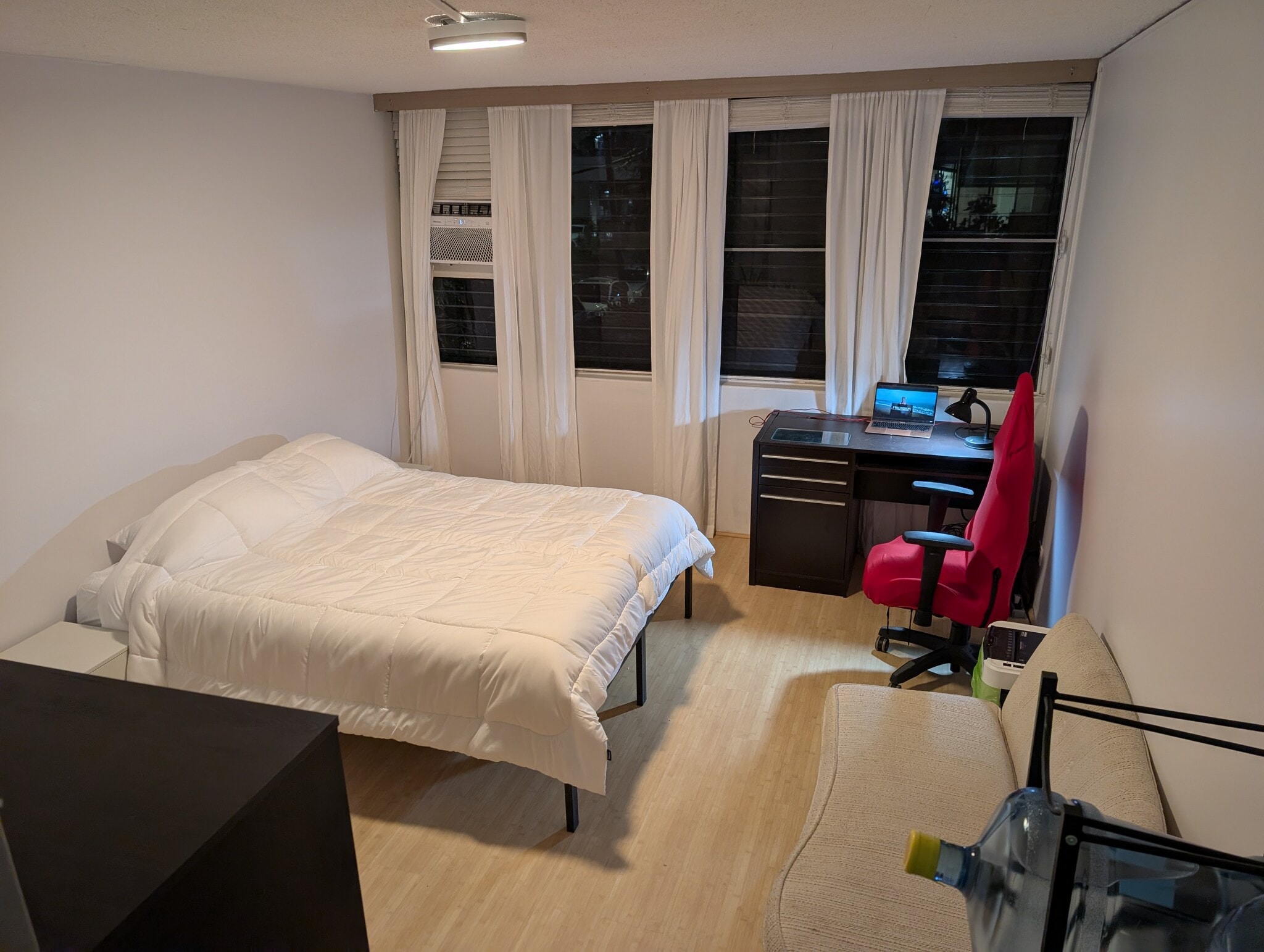 Building Photo - 2442 Tusitala St