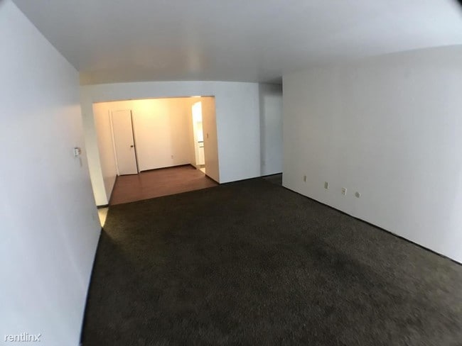 Building Photo - 3952 Monroeville Blvd