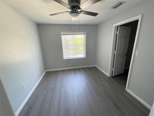 Building Photo - 6301 Landings Terrace