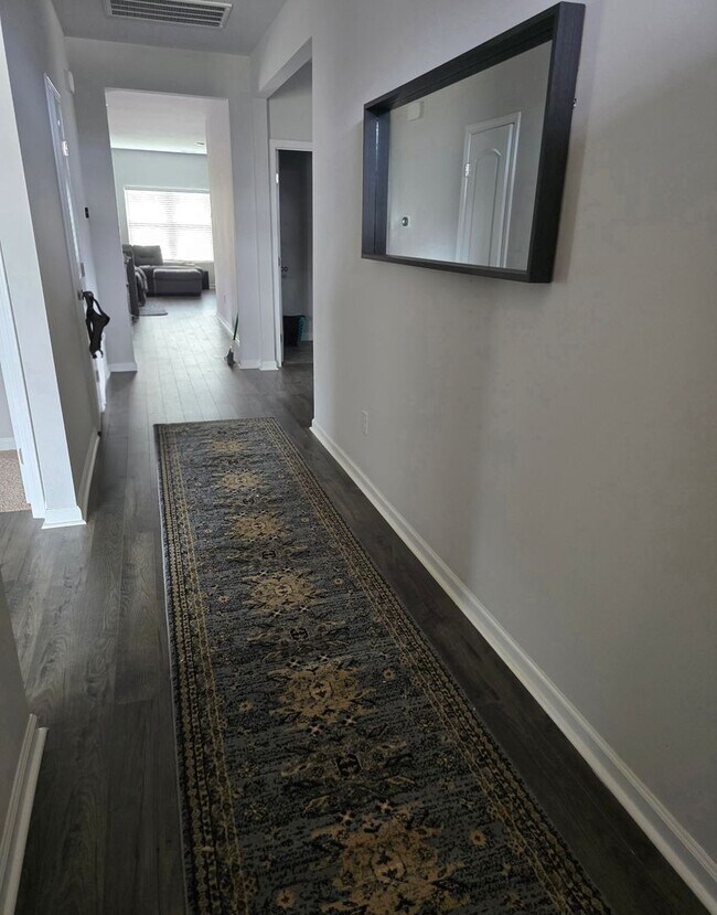 Building Photo - Welcome Home!