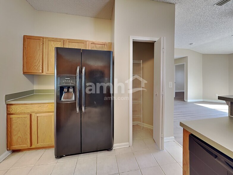 Building Photo - 509 Chancellor Dr W