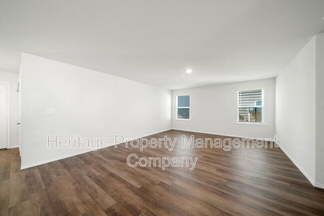 Building Photo - 13721 Crossbow Rdg