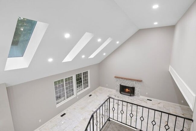 Building Photo - Stunning Private AIR CONDITIONED Dream Home in Coveted Bridal Trails