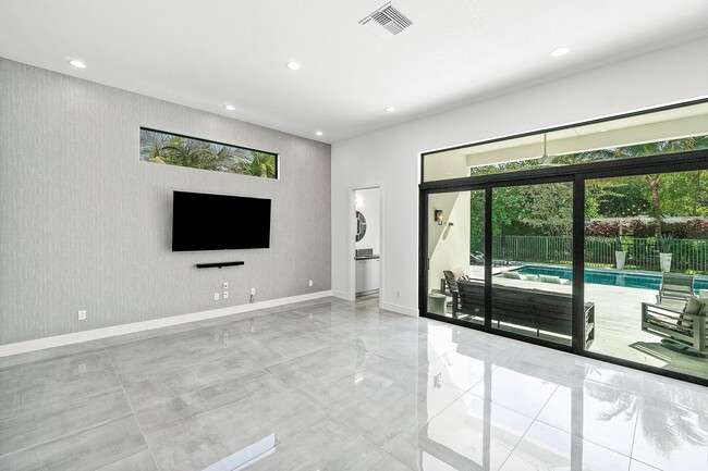 Building Photo - 9006 Dulcetto Ct