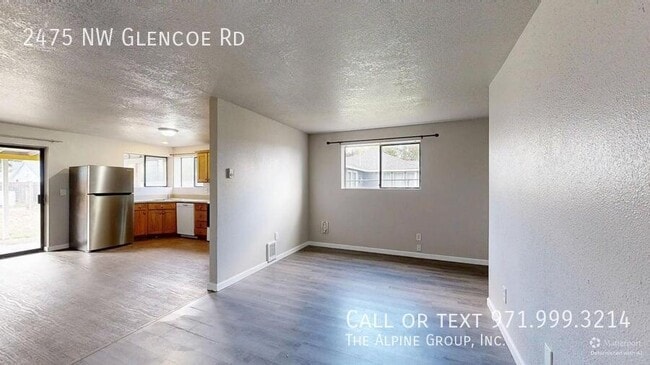 Building Photo - 2475 NW Glencoe Rd