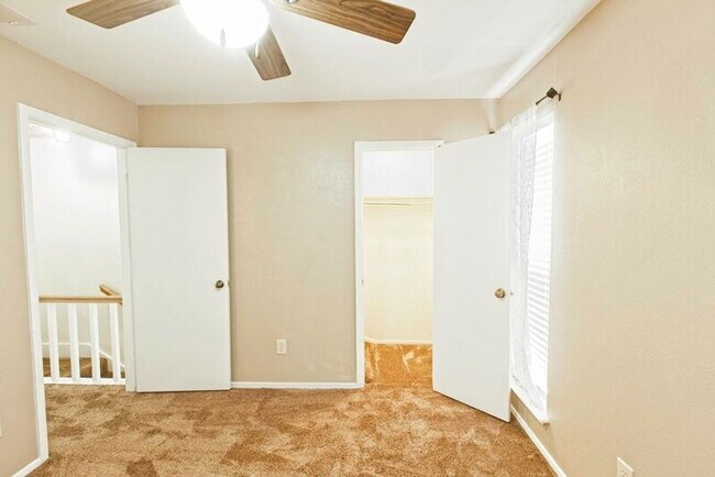 Building Photo - 5000 Cedar Springs Rd