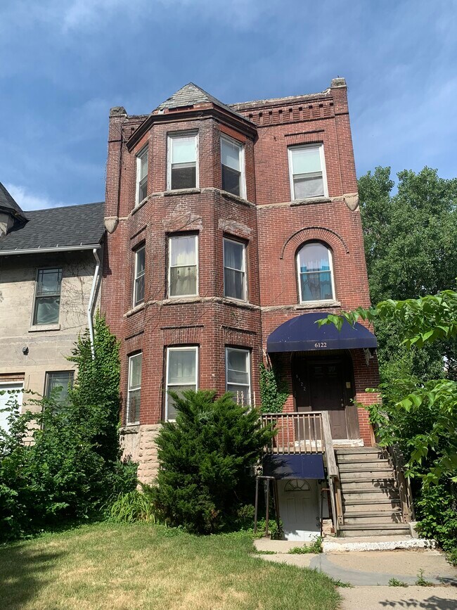 Primary Photo - 6122 S Kenwood Ave