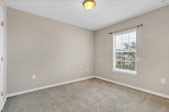 Building Photo - 1578 Softshell St