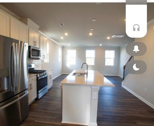 Building Photo - 459 Carolina Springs Blvd