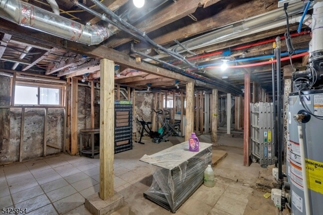 Building Photo - 123 Dodd St