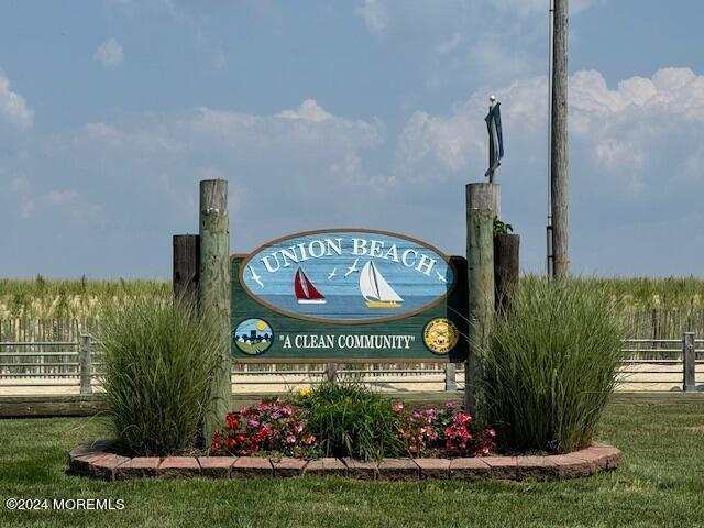 Building Photo - 713 Florence Ave