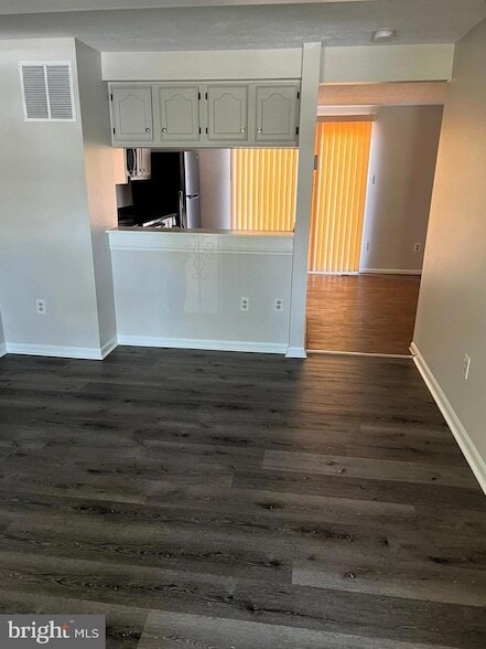 Building Photo - 2243 Riding Crop Way