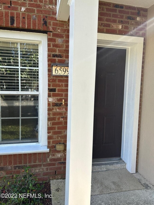 Building Photo - 6599 Arching Branch Cir