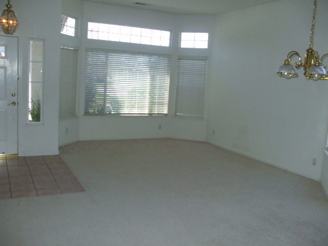 Building Photo - Fabulous Home on Large Corner Lot