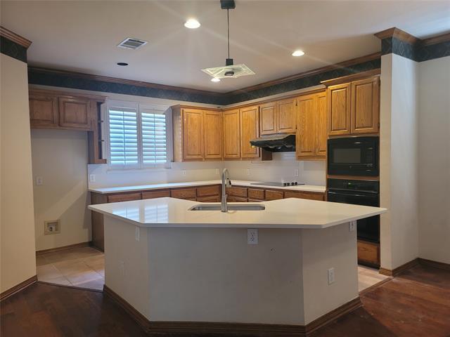 Building Photo - 2621 Pine Springs Dr