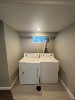 Building Photo - Newly Updated  3 Bedroom with Washer and D...