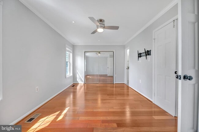 Building Photo - 7826 Mt Woodley Pl