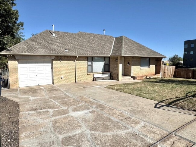 Building Photo - 1101 W Wilshire Blvd