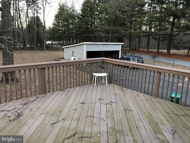 Building Photo - 7078 Token Valley Rd